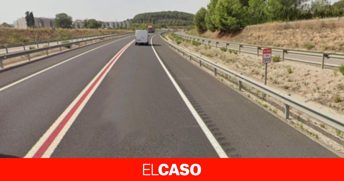 Un muerto y cuatro heridos graves al chocar frontalmente dos coches en la N-340, en Castellví de la Marca