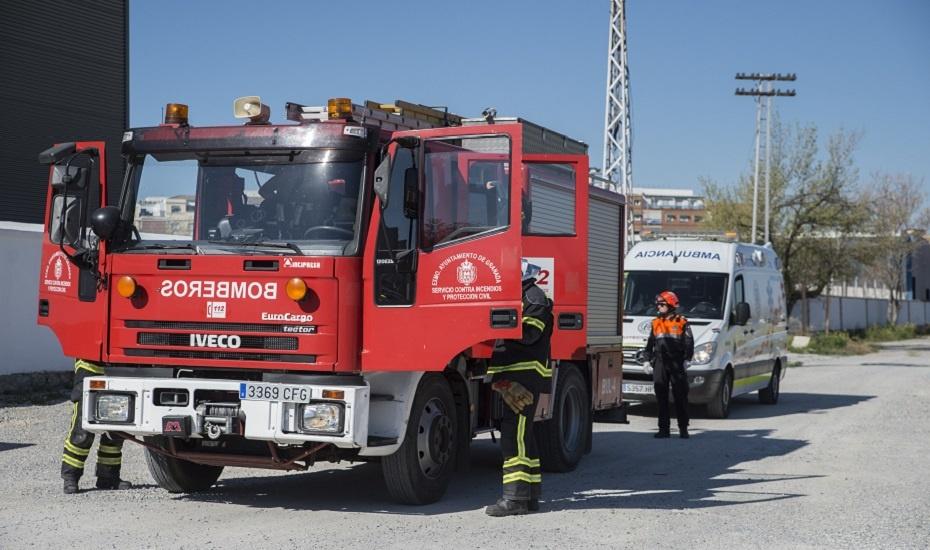 Imagen de archivo de una actuación de los Bomberos, - EMERGENCIAS 112 ANDALUCÍA