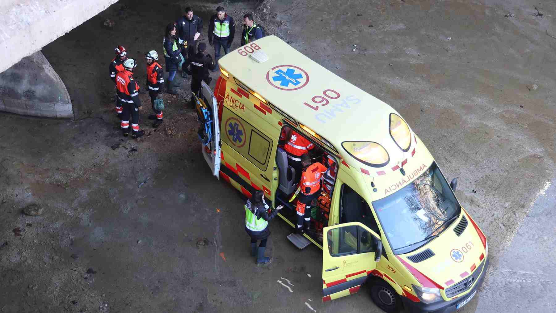 Hombre encontrado sin vida bajo un puente del torrente en Sa Riera en ...