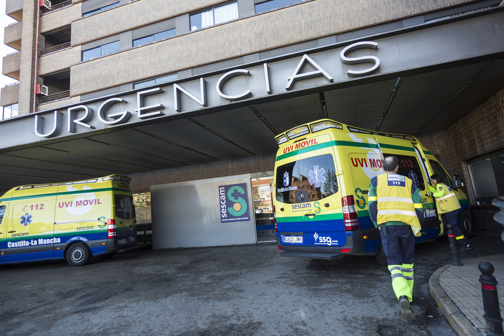 Un joven resulta herido por arma blanca en una reyerta