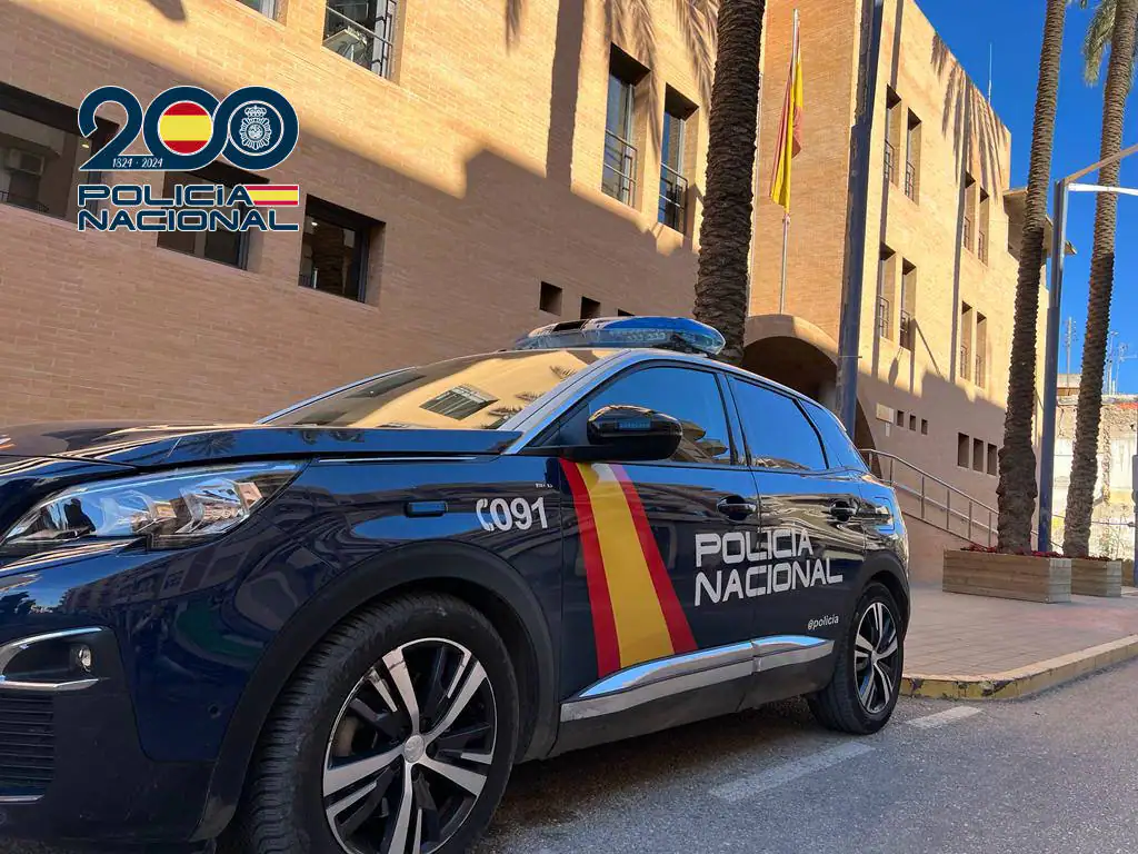 Robo en Orihuela: ladrones consumen drogas y bebidas energéticas antes de sustraer joyas de oro