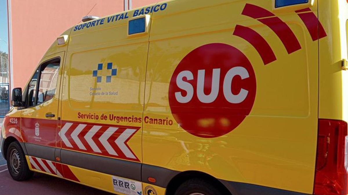 Archivo - Ambulancia del Servicio de Urgencias Canario (SUC) - CEDIDO POR 112 CANARIAS.