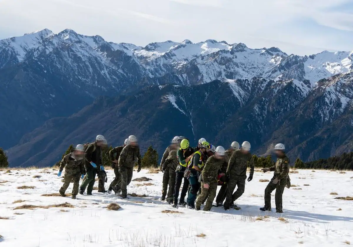 Los 'boinas verdes' de Alicante participan en un rescate de montaña en el Pirineo aragonés