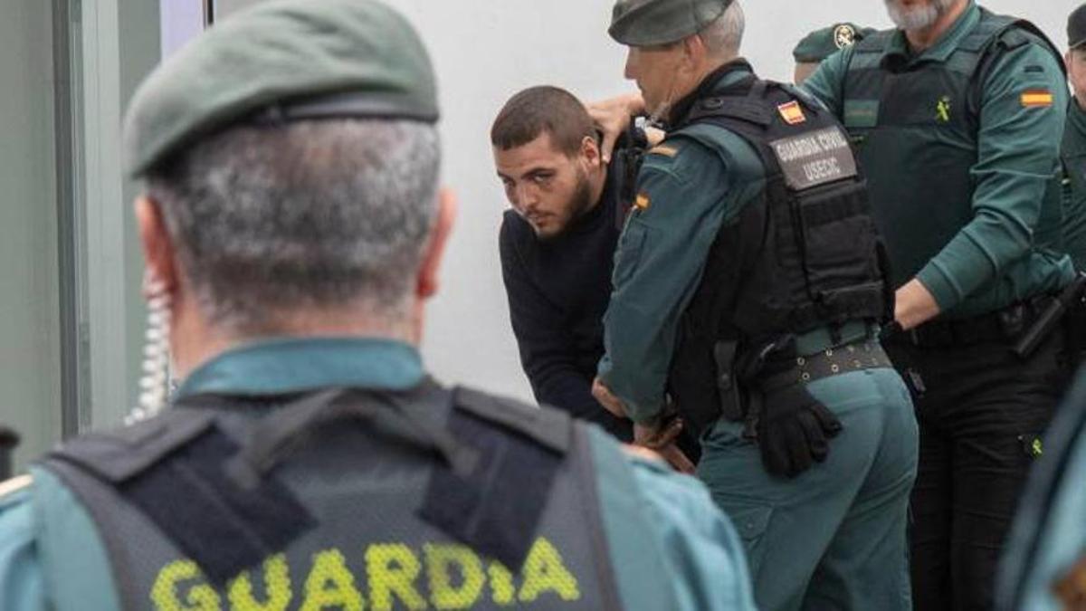 El juez envía prisión a los 6 tripulantes de la narcolancha con la que mataron a dos guardias civiles en Barbate