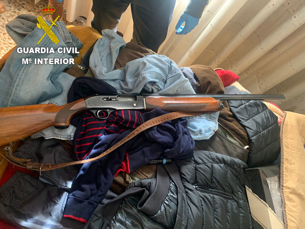 Detenido un hombre por tenencia ilícita de armas en Cañamares