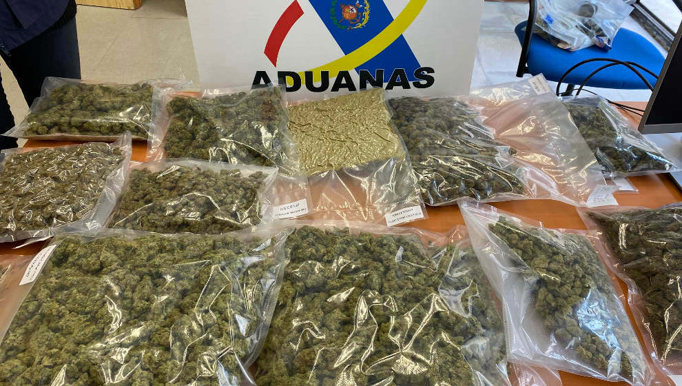 Detenido en Cantabria el dueño de un ‘grow shop’ por intentar introducir droga procedente de Italia