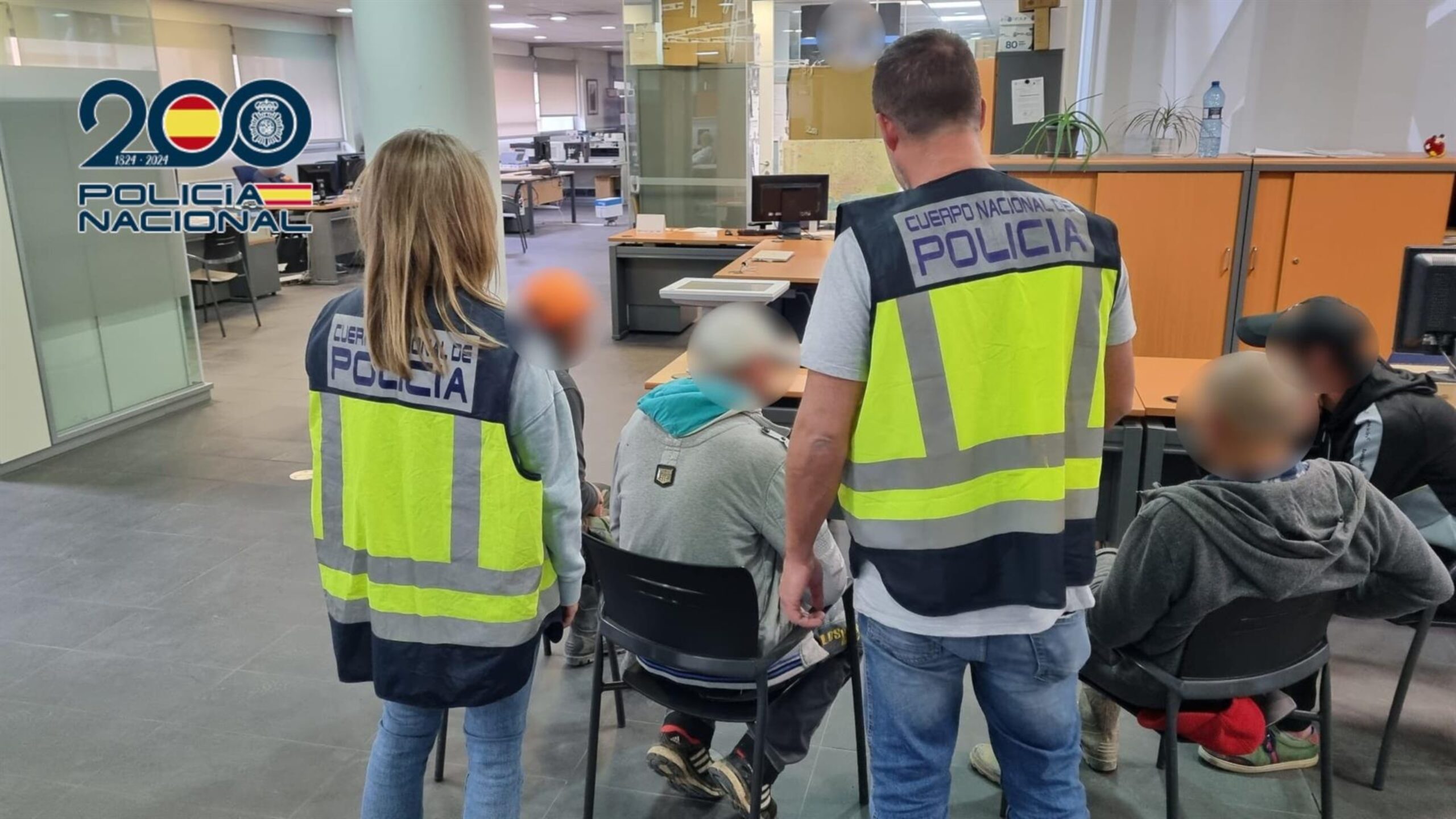 Detenidos en Alicante por explotar laboralmente y retener a cuatro personas en condiciones de «semiesclavitud» en fincas agrícolas