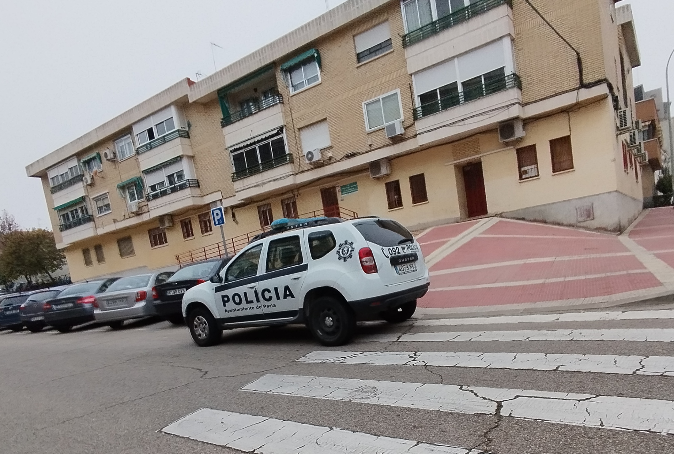 Detenidos seis individuos por robos violentos en comercios de Parla utilizando el ‘alcantarillazo’