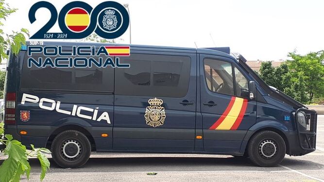 Imagen de archivo de un vehículo de la Policía Nacional