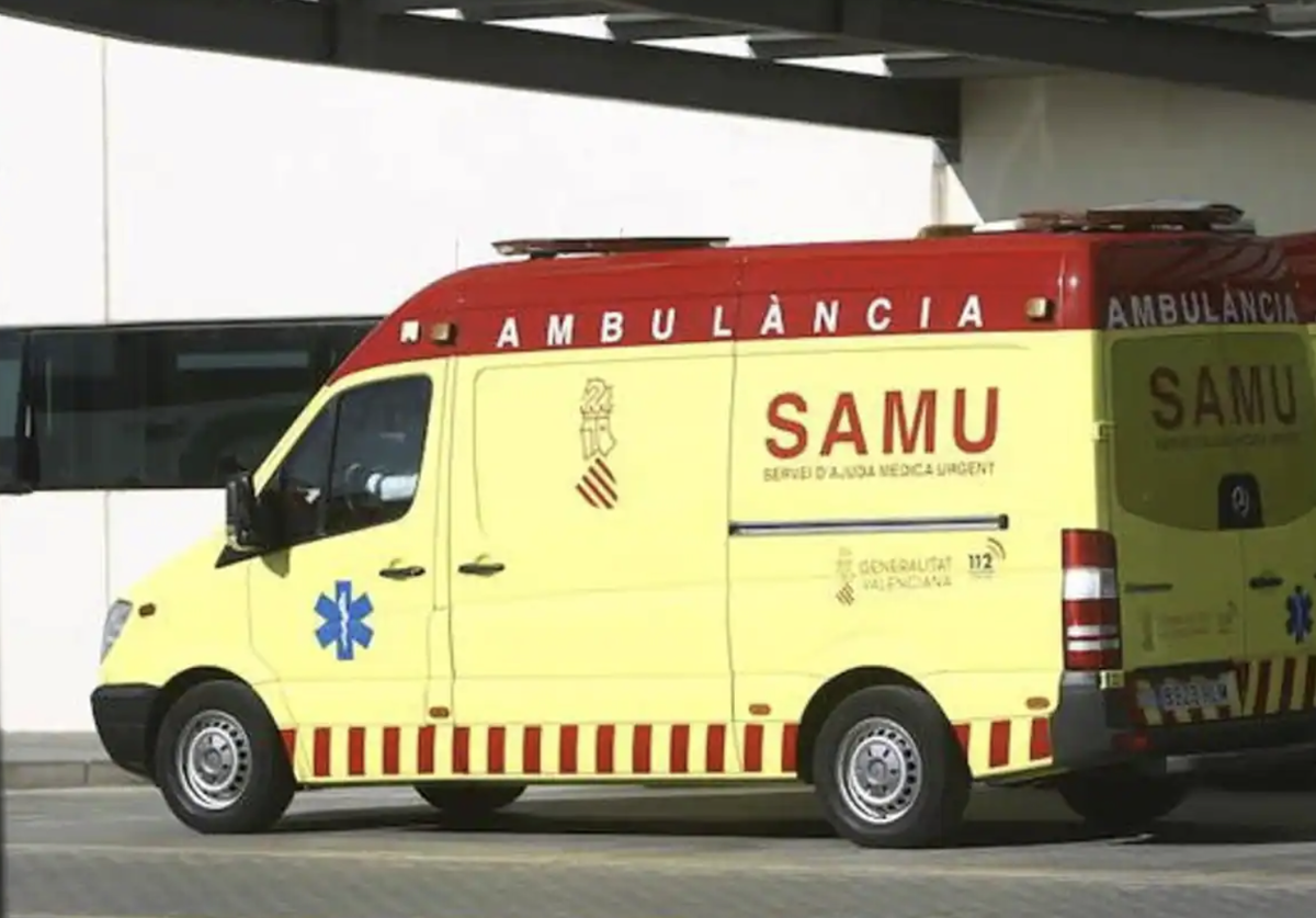 Herido un hombre en Valencia al ser atropellado por un coche cuando iba en patinete