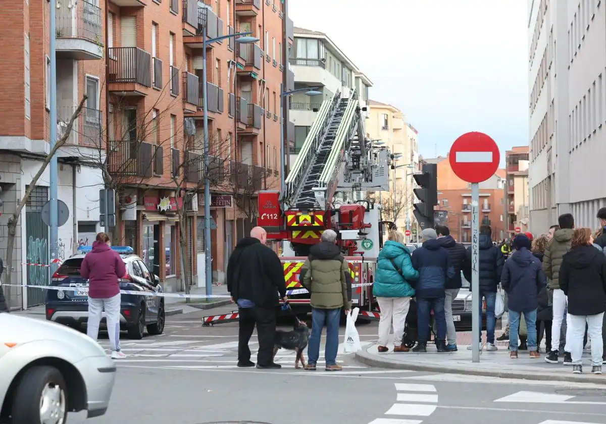 Peligro de derrumbe de un bloque de pisos en la calle Príncipe de Vergara
