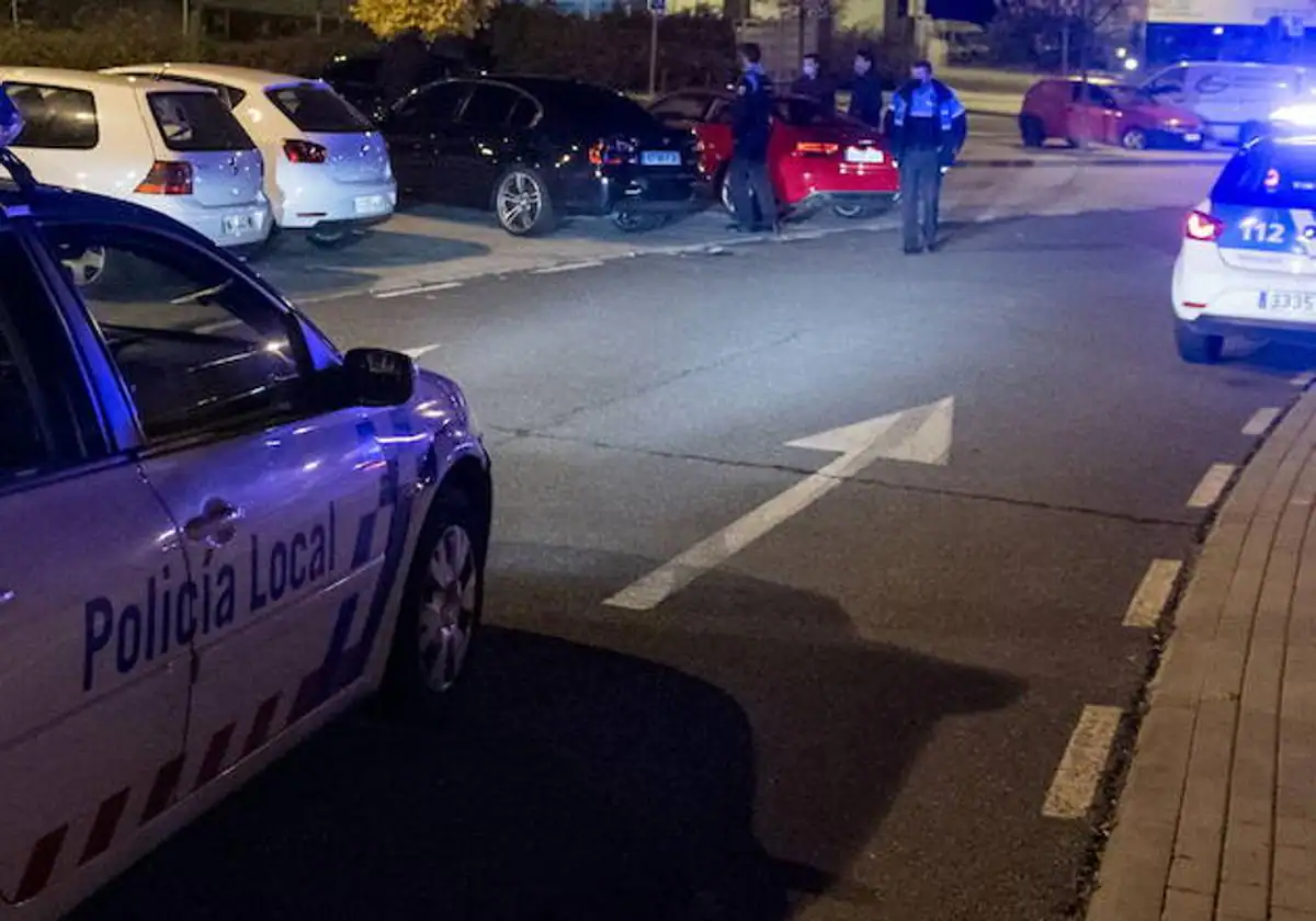 Grabado y denunciado tras ser pillado haciendo derrapes con su coche de noche en Salamanca