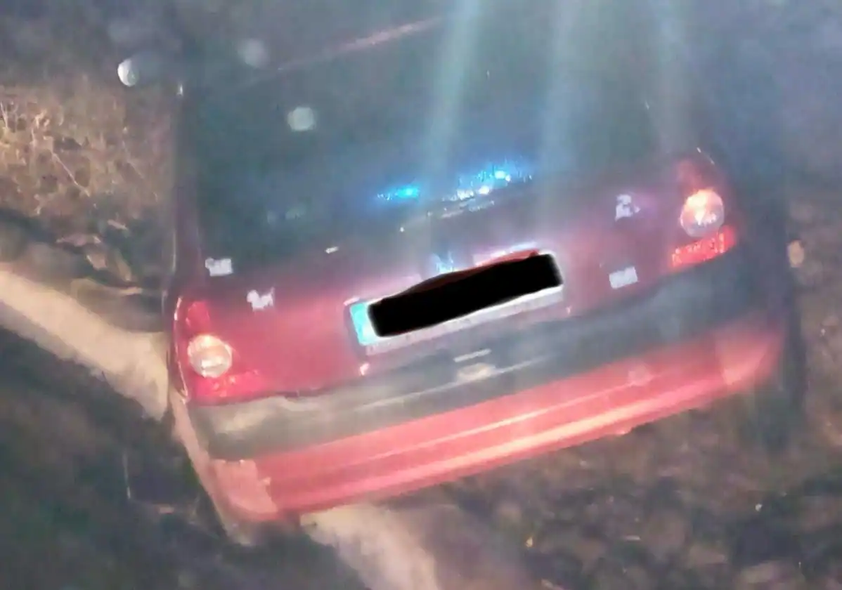 Rescatan a un conductor tras sufrir un aparatoso accidente en Tejeda