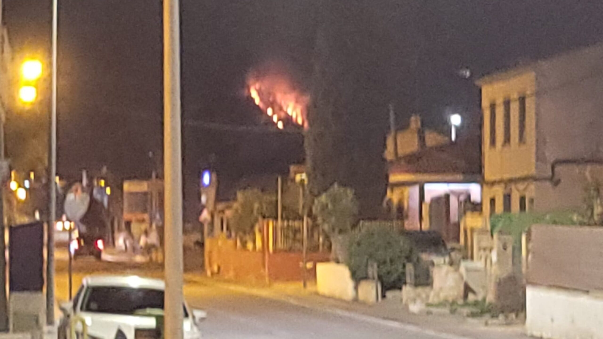 Se declara incendio forestal en Algezares y se activa el nivel 1 del Plan Infomur