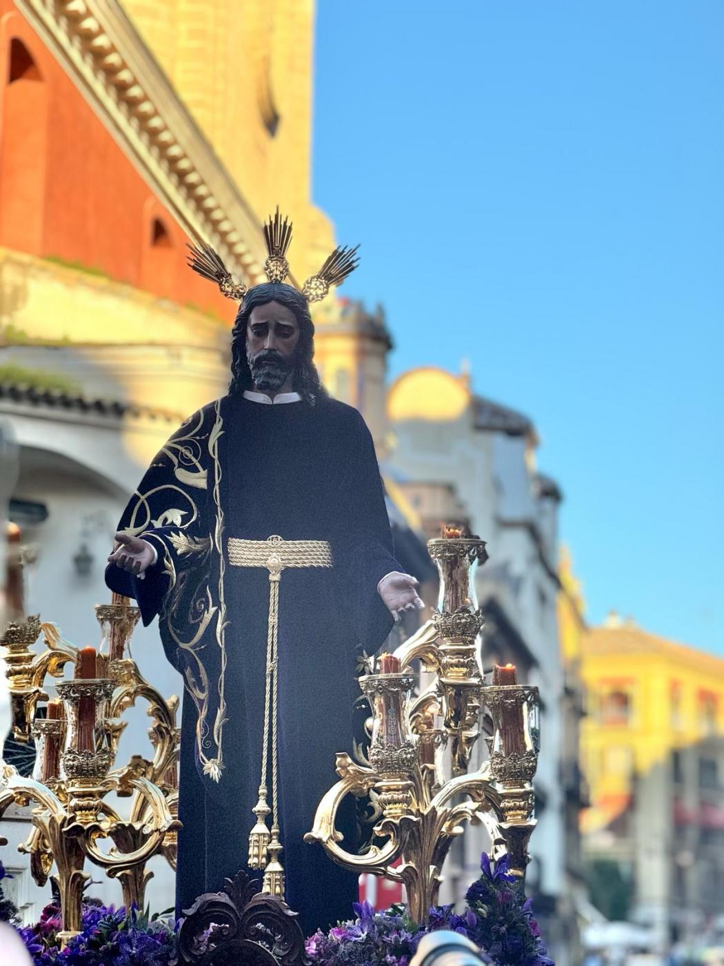 Sevilla abre oficialmente su Semana Santa