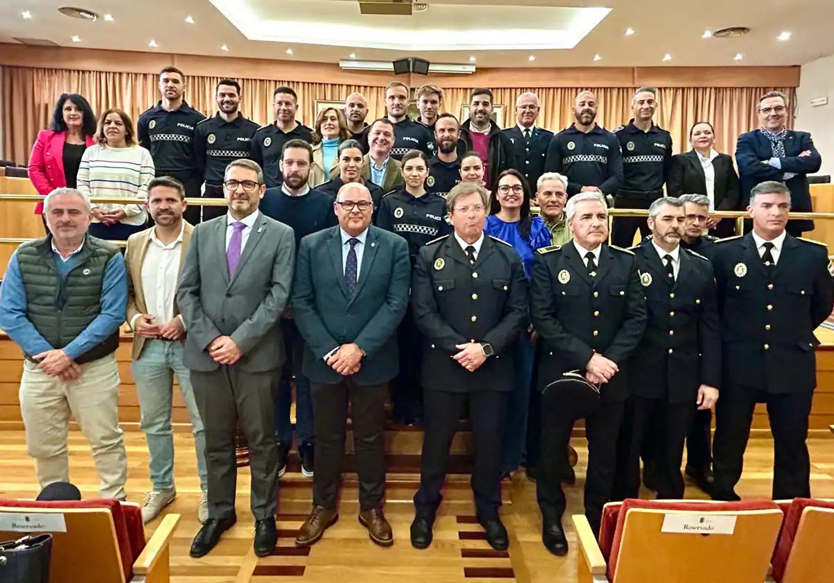 Vélez-Málaga y Nerja fortalecen su seguridad: incorporan 16 nuevos agentes a la Policía Local