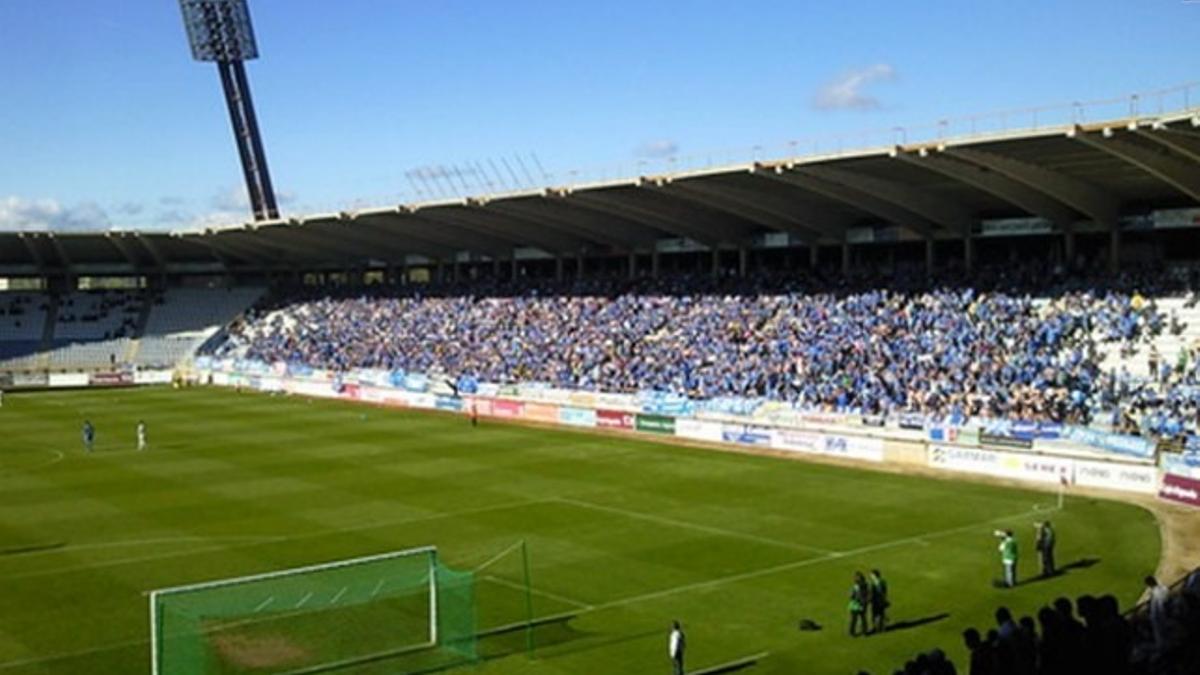 Imagen de archivo del estadio Reino de León de la Cultural, donde se produjeron los hechos.