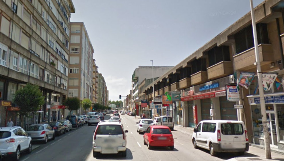 Denunciados cinco hosteleros por distintos motivos y 15 personas por beber en la calle en Santander