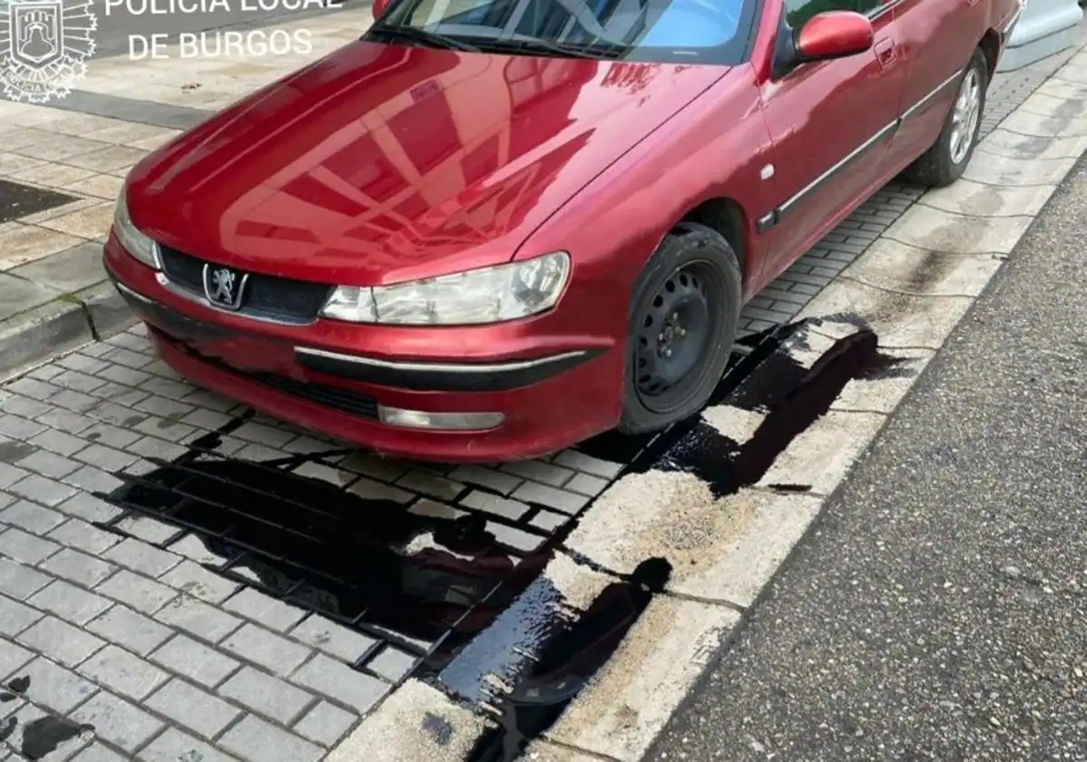 Conductor ebrio causa accidente y derrame de aceite en Burgos