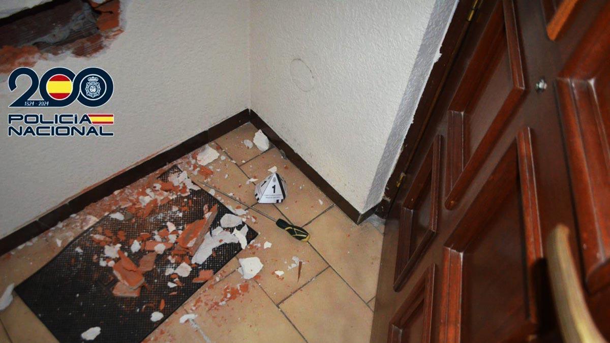 El intento de butrón a una joyería en el centro de León.