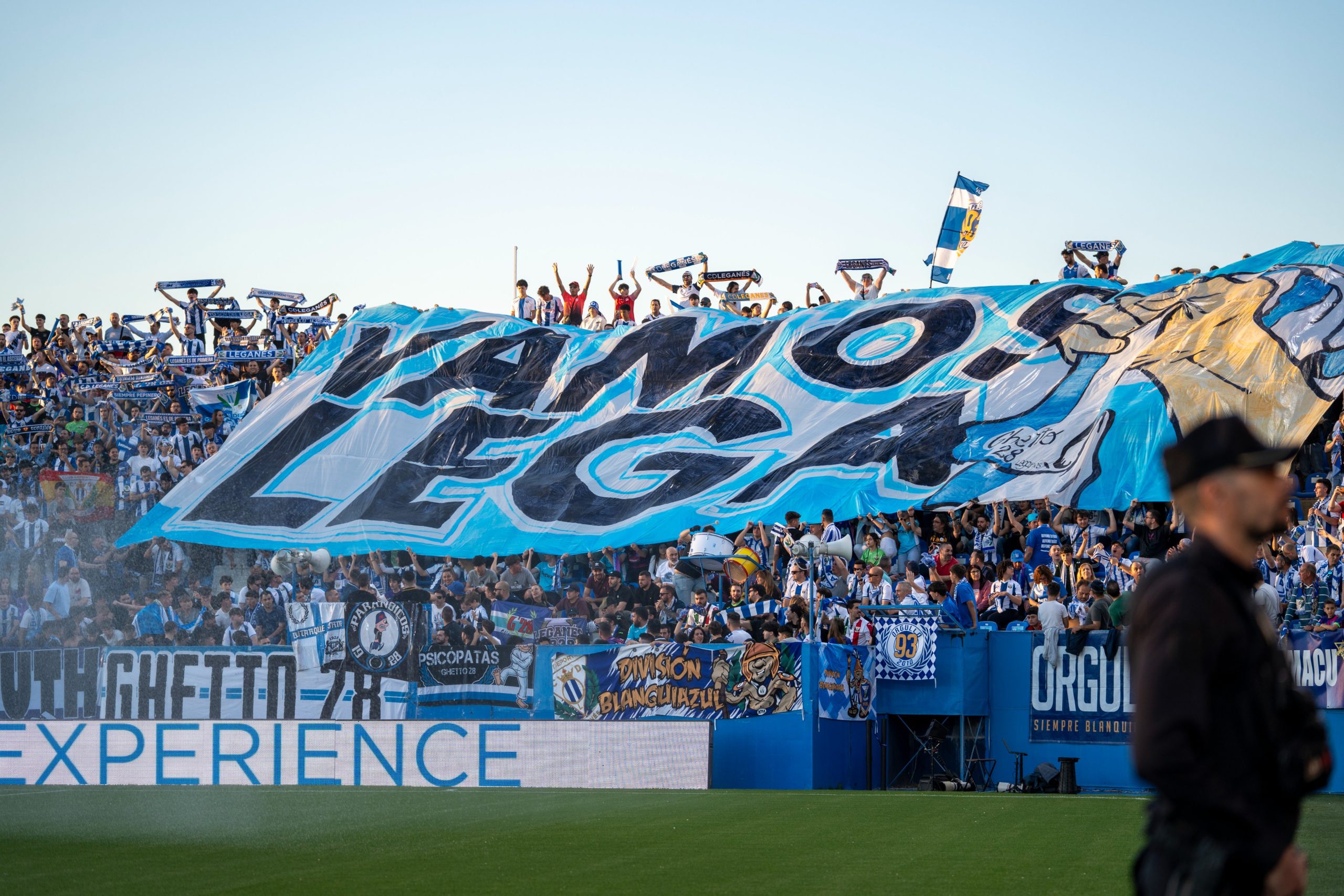 Siete detenidos y un herido en un choque entre ultras del CD Leganés y Real Zaragoza