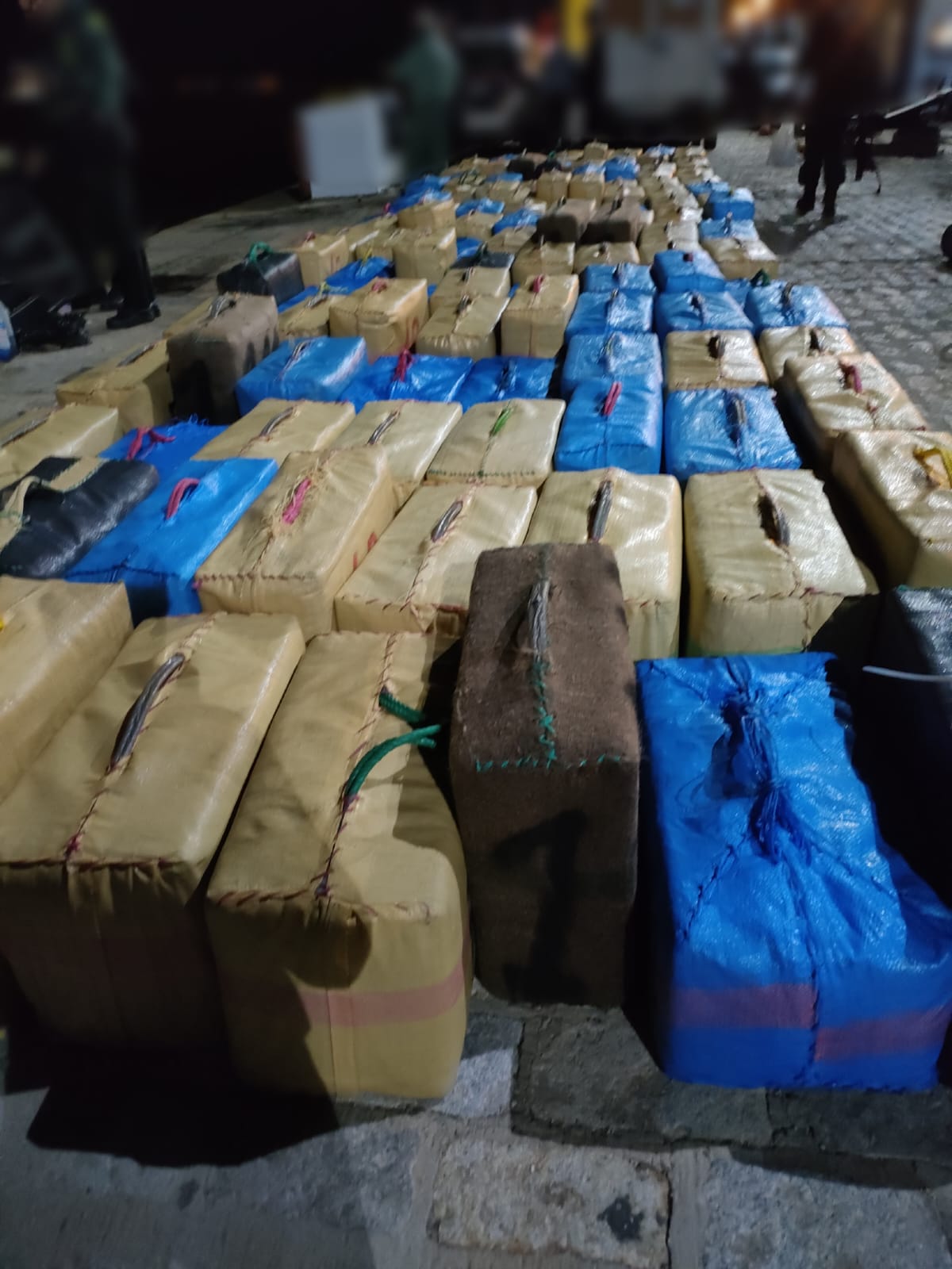 Importante operativo: Pillan a dos narcolanchas frente a las costas de Huelva