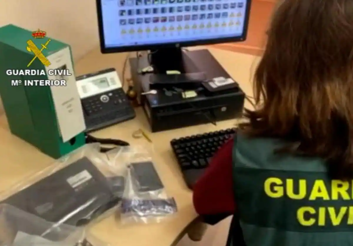Siete detenidos en Málaga por estafar 3,3 millones de euros duplicando la tarjeta SIM