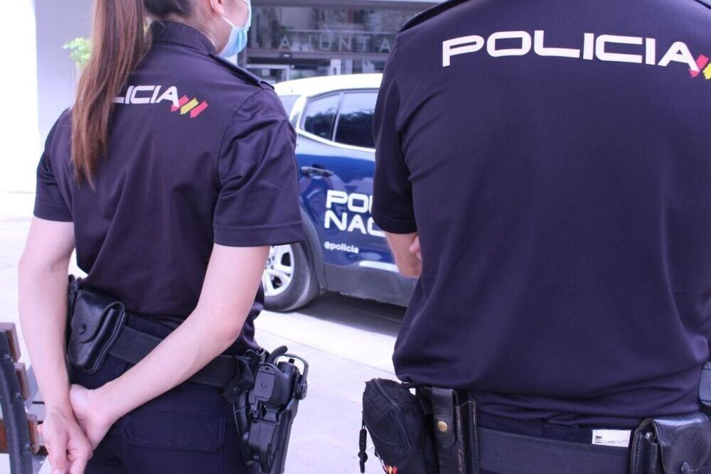 Amenaza con suicidarse si no dejan libre a su marido y agresor