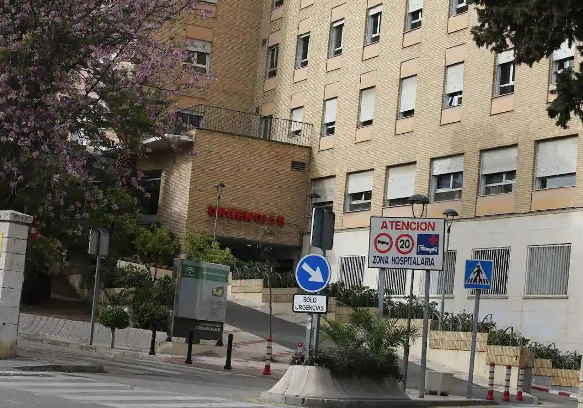 Una mujer, en estado grave tras ser atropellada por una furgoneta en Benalmádena