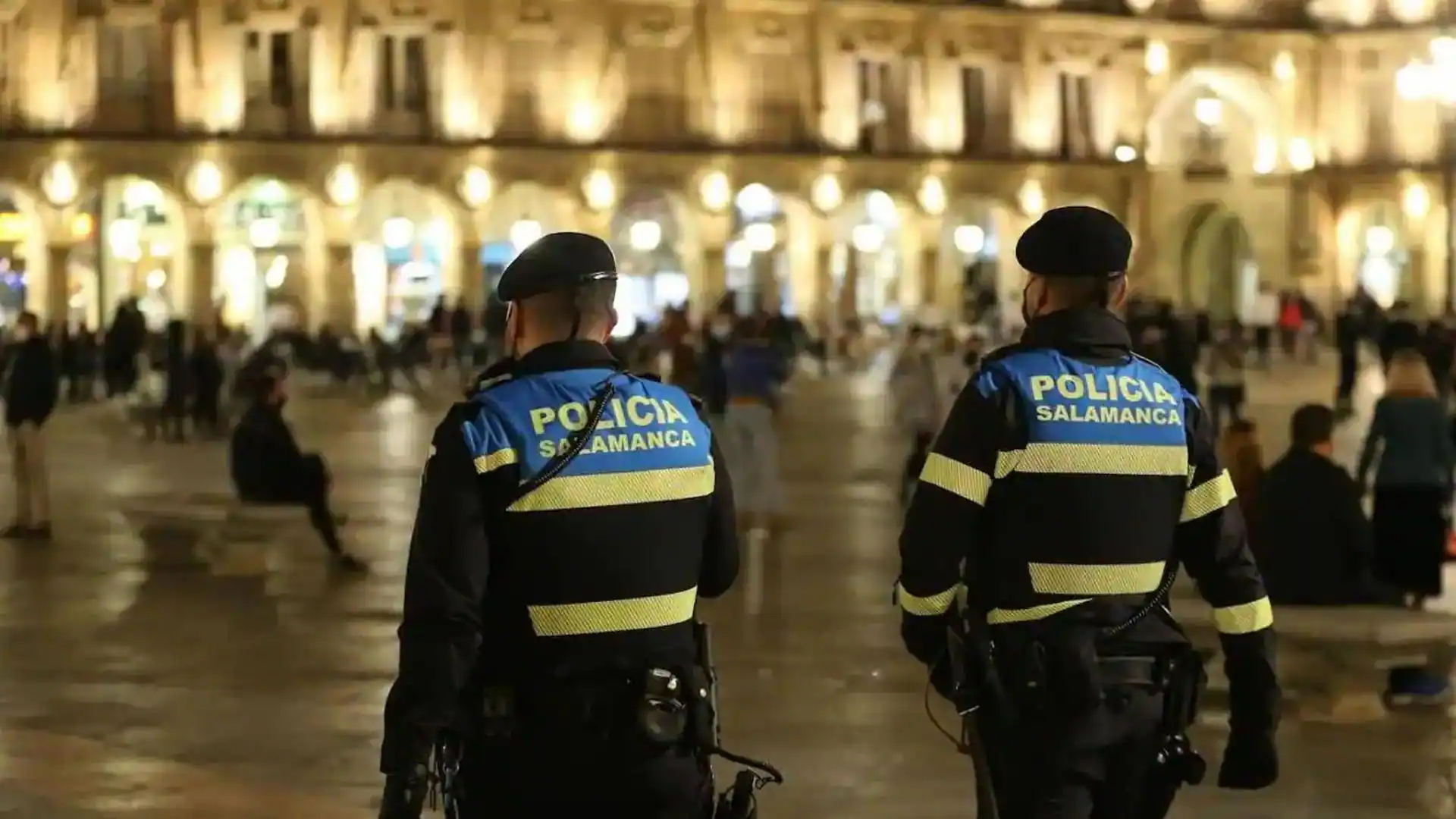 Jovenes ruidosos y consumo de drogas, mezcla conflictiva en la noche salmantina