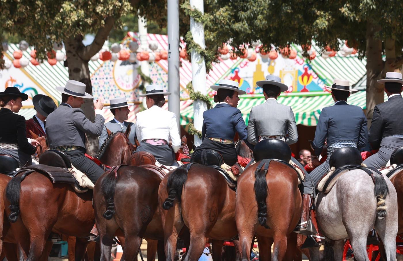 Caballistas en el Real de la Feria. - EP