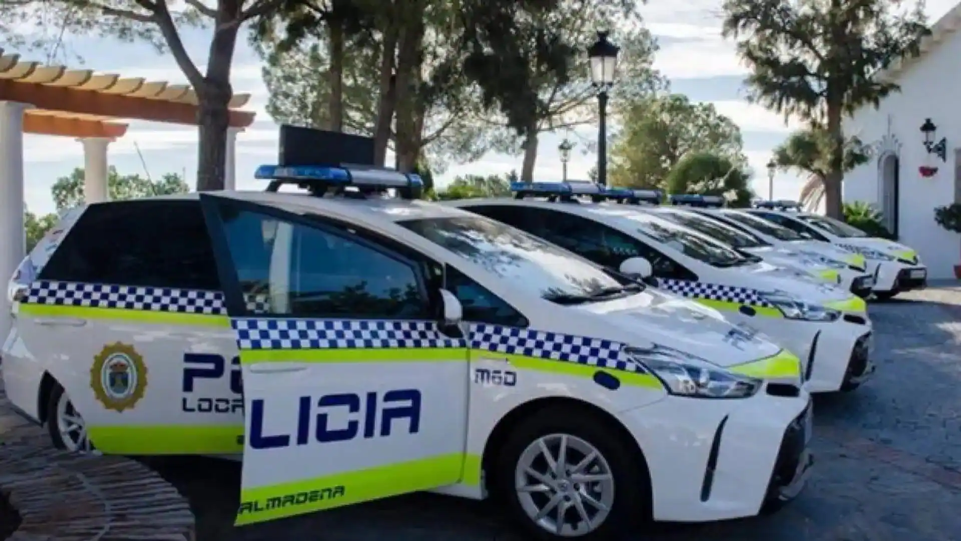 Policía de Benalmádena detiene a tres individuos por secuestrar y agredir a un hombre en un vehículo