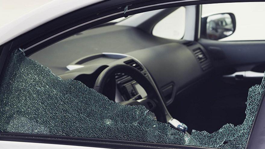 Denuncian robos en media docena de coches en Oñati
