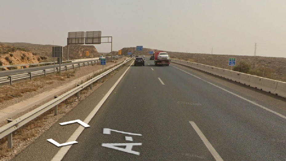 Fatal accidente: muere un hombre de 29 años y una mujer resulta herida en una colisión múltiple
