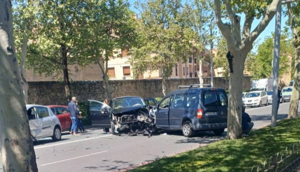 Tres heridos en un accidente múltiple en Padre Claret