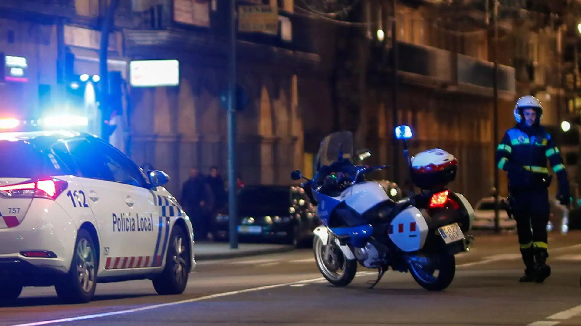 Trasladado al hospital de Salamanca tras ser agredido en la avenida de los Cipreses