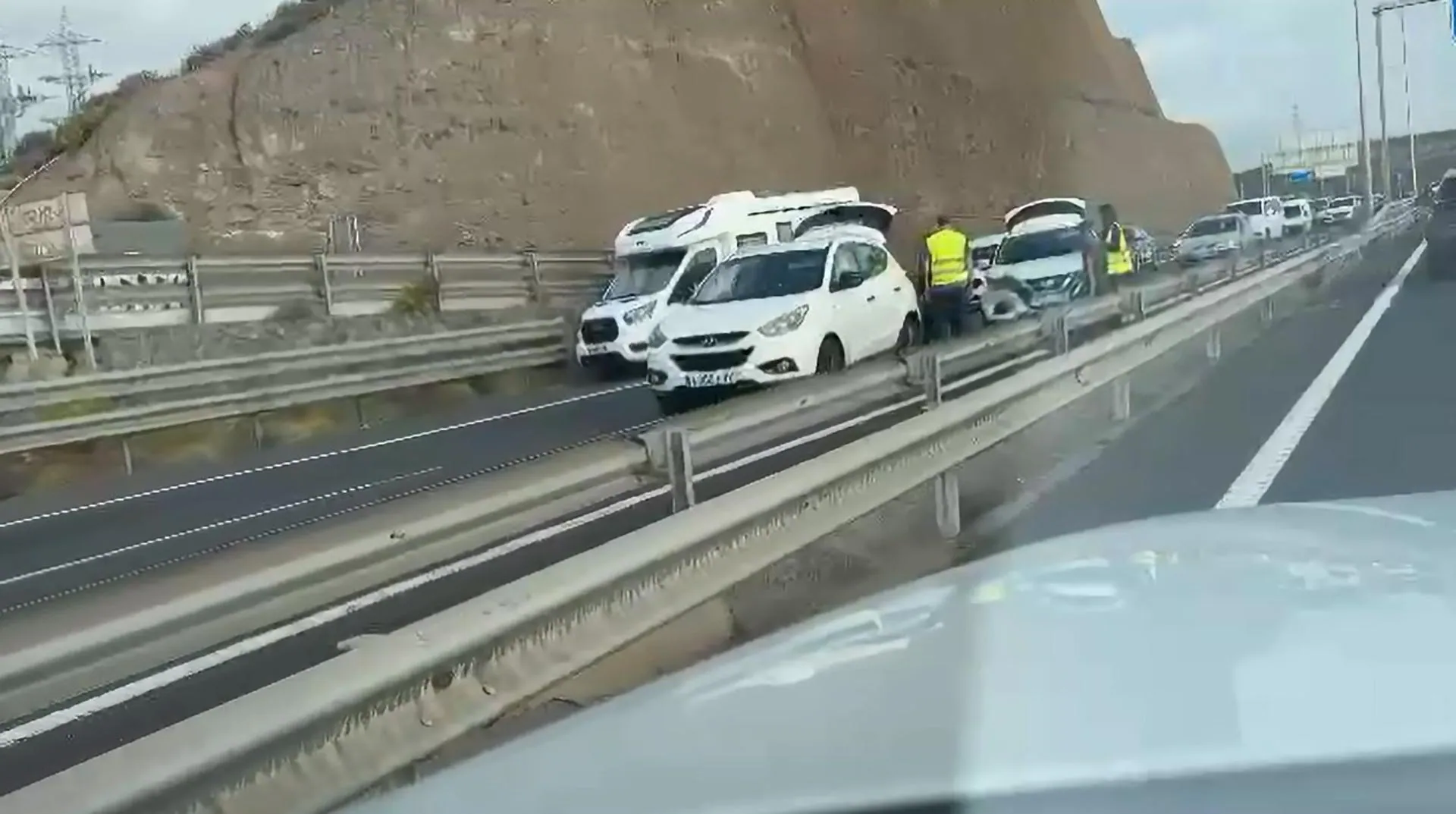 Accidente de tránsito en la circunvalación de Gran Canaria genera fuertes retenciones en la mañana de este viernes
