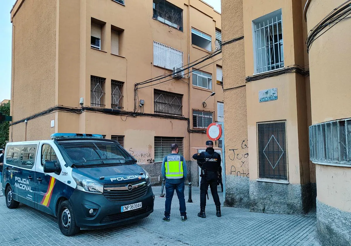 Batalla campal en Los Palmerales: 16 detenidos y dos heridos tras enfrentamiento entre clanes