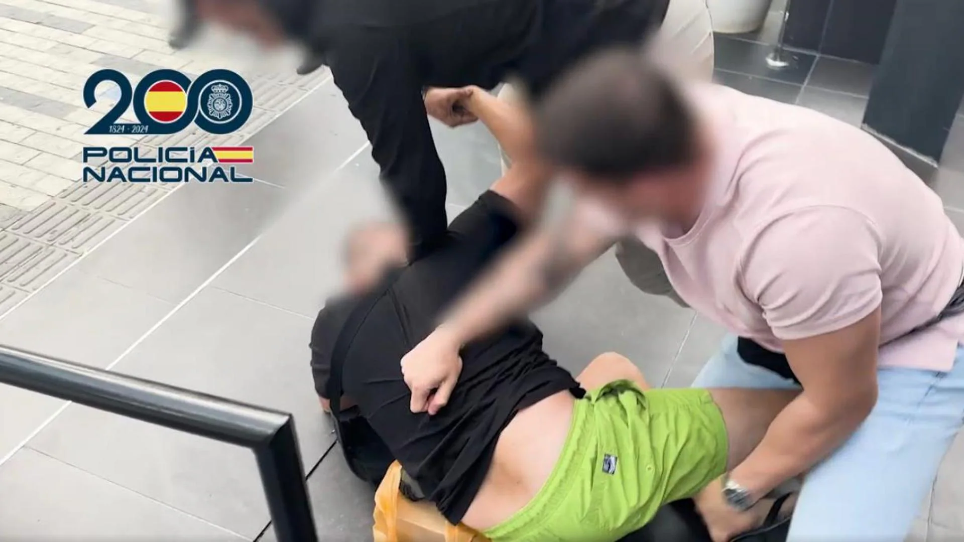 VÍDEO | Así ha sido la arriesgada detención de un criminal británico en Alicante