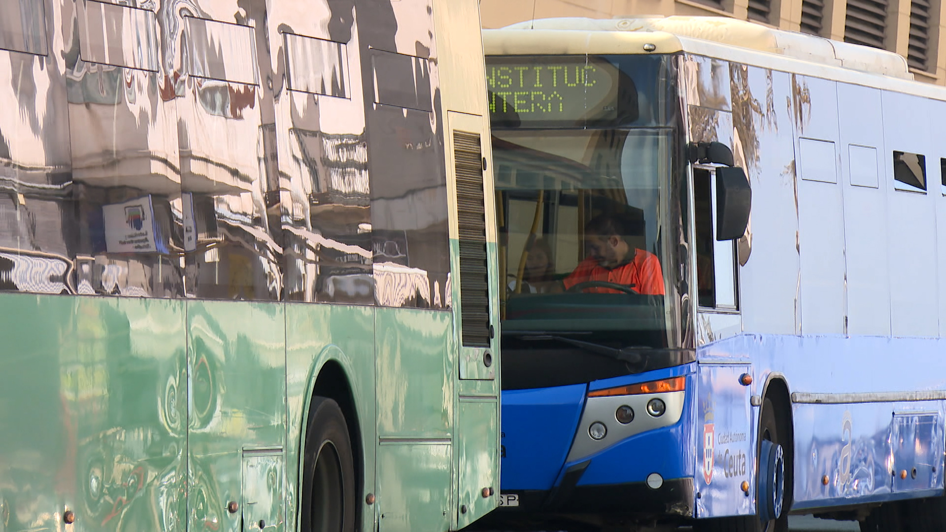 CCOO condena un nuevo apedreamiento a un autobús en el Príncipe