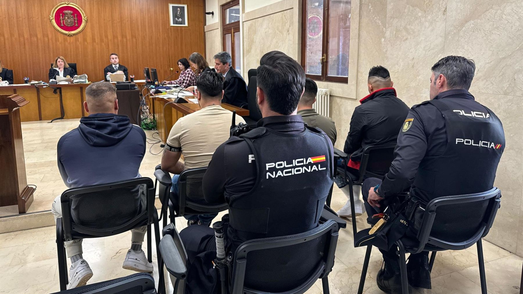 Cuatro hombres se enfrentan a 240 años de cárcel por violar en grupo a una menor en Palma