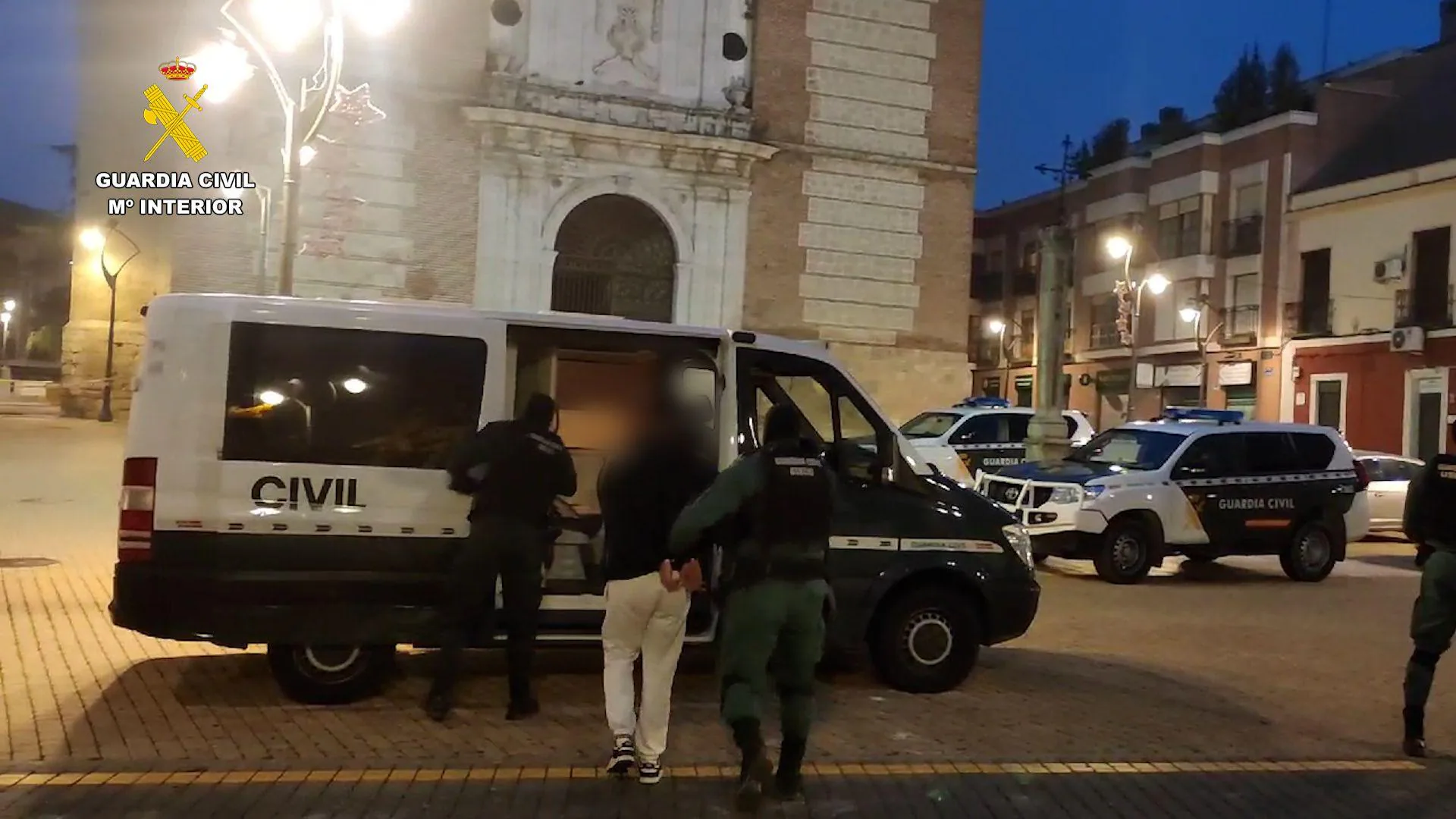 La Guardia Civil de Sant Joan desbarata una organización internacional de ciberestafadores