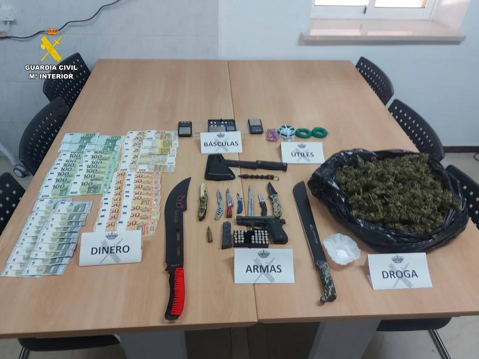 Desmantelado lavadero de coches en Cocentaina utilizado como punto de venta de marihuana