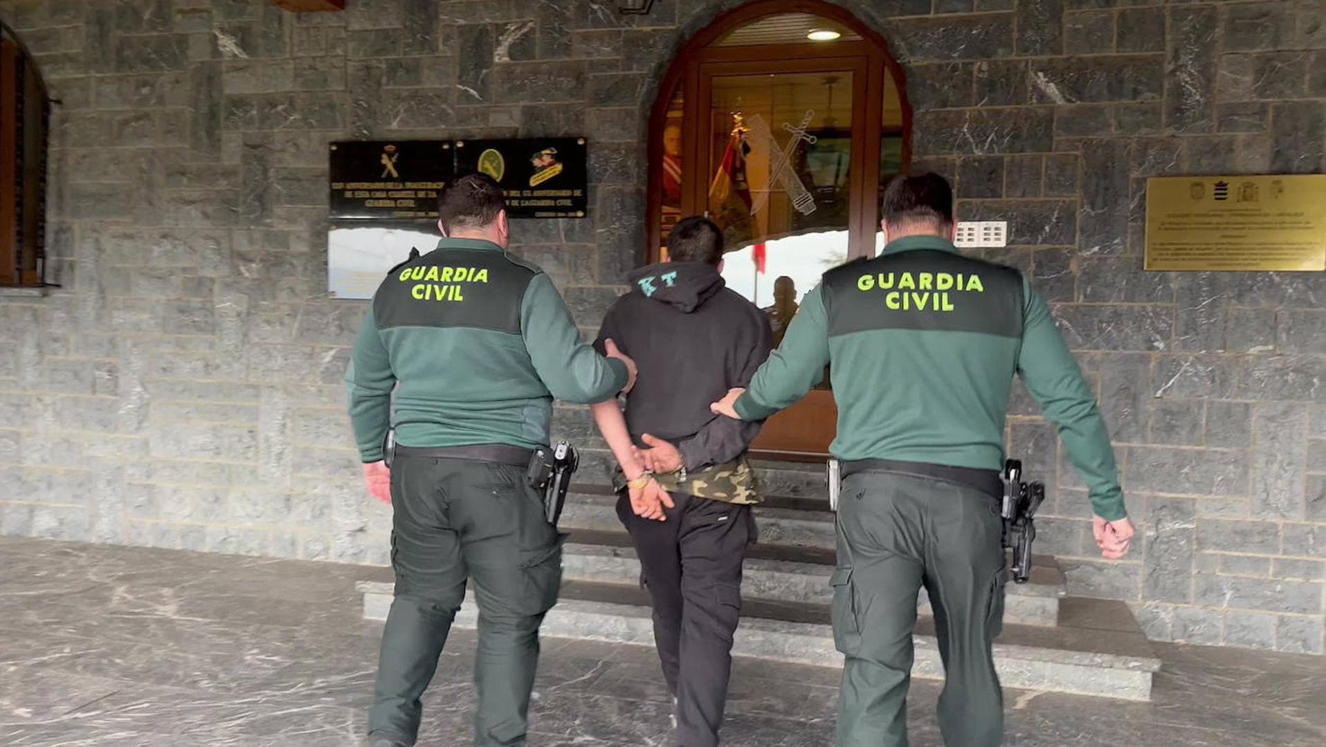 Detenido en Cenicero un hombre con amplio historial delictivo por robos con fuerza y hurtos