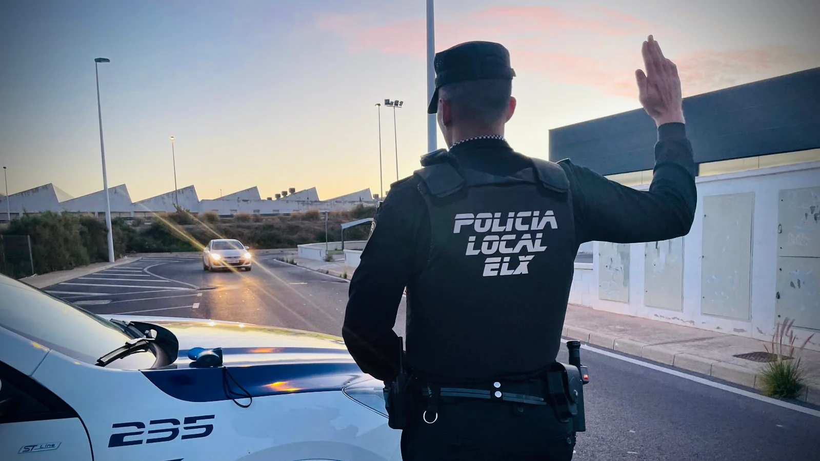 Detenido por robar con violencia una riñonera con 2.700 euros en Elche