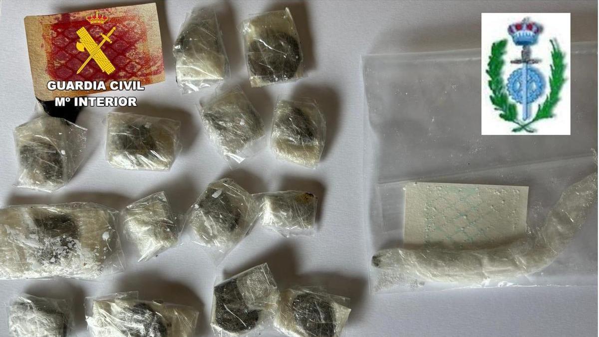 Drogas que los dos detenidos intentaban introducir en la cárcel de León.