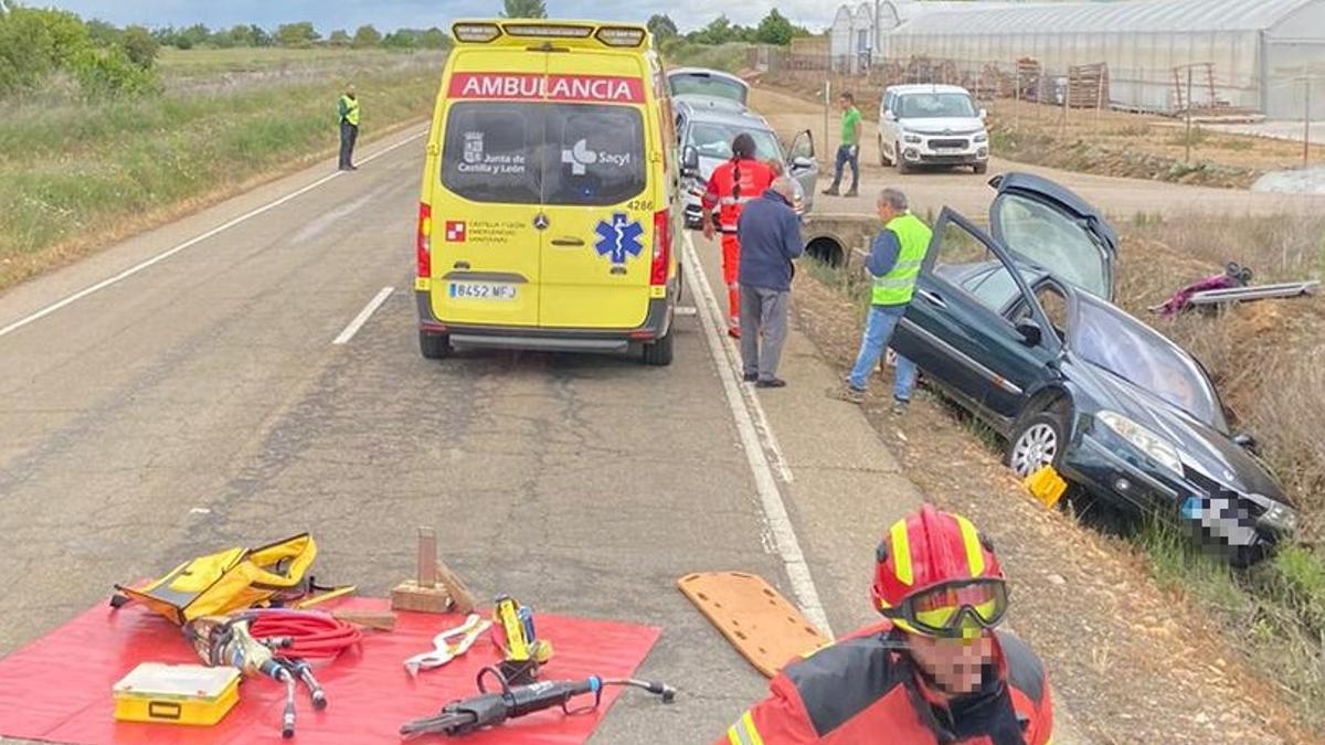 Dos mujeres resultan heridas en un accidente de tráfico en Fresno de la Vega