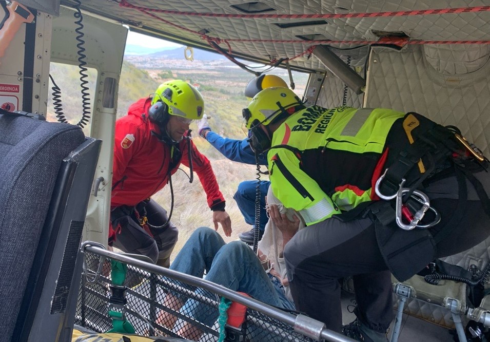 Encuentran sana y salva a mujer desaparecida en Isla Plana gracias a la patrulla de Protección Civil