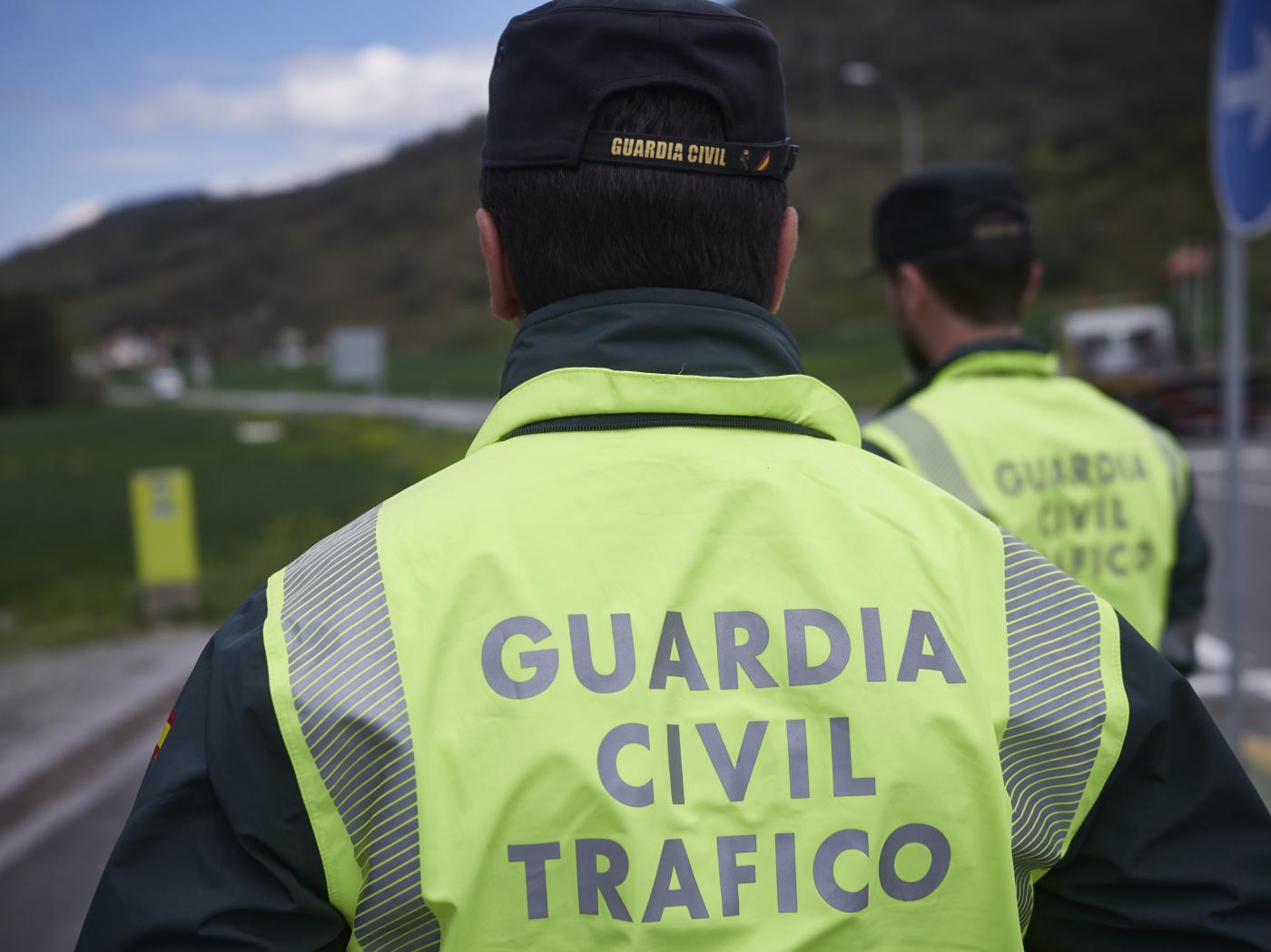 Agentes de la Guardia Civil de Tráfico. - Europa Press
