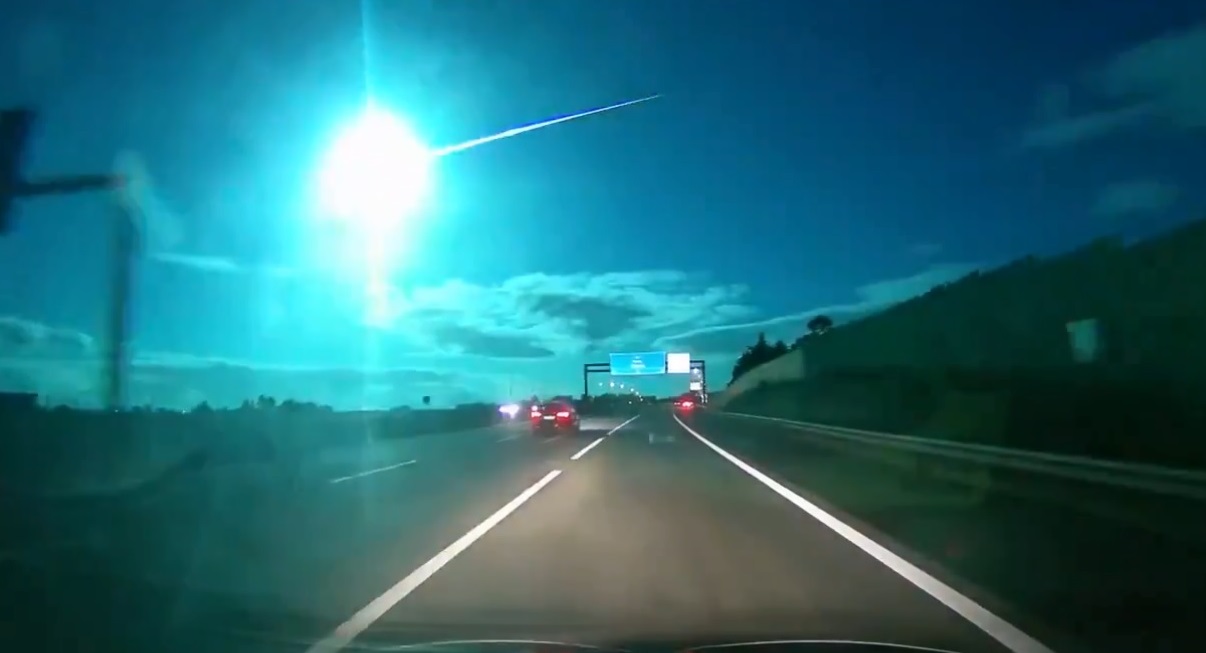¿Qué fue la bola de fuego que anoche fue vista en Huelva?